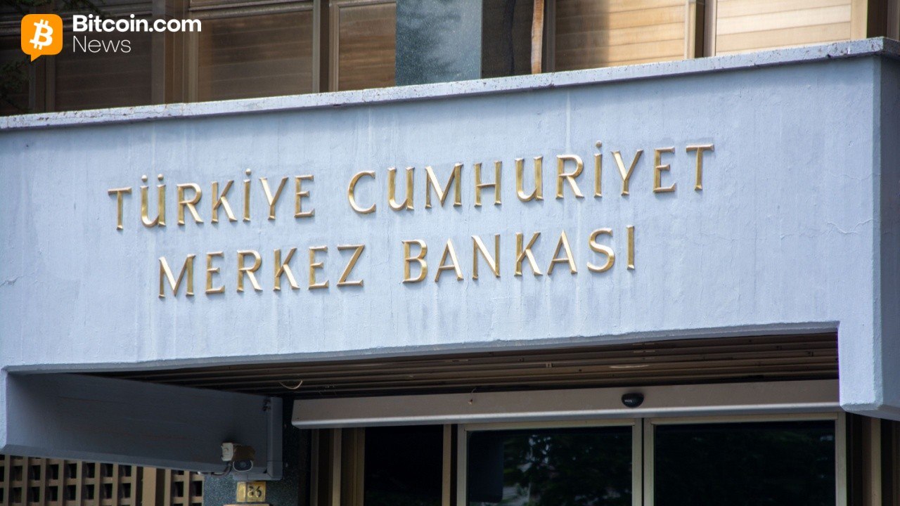 Report: Turkish Central Bank Considers Tapping Gold Reserves to Defend Lira