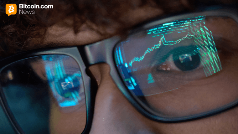 Bitcoin Consolidates Below $70K While Technicals Refuse to Pick a Side