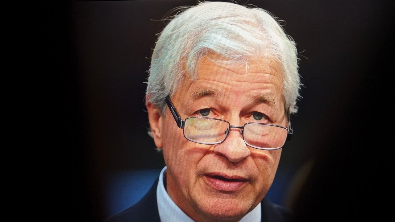 JPMorgan’s Jamie Dimon Praises the Mexican Economy in High-Stakes Meeting With President Sheinbaum JPMorgan’s Jamie Dimon Praises the Mexican Economy in High-Stakes Meeting With President Sheinbaum