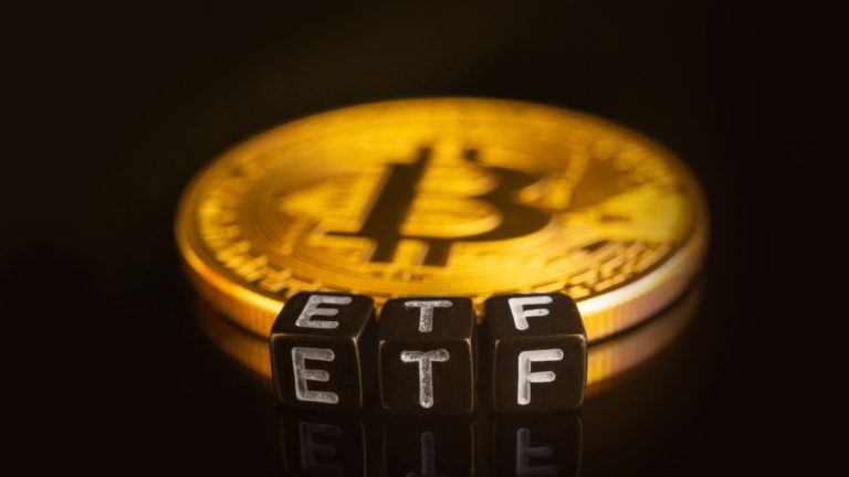 Bitcoin ETFs Pull In $203 Million As Winning Streak Continues