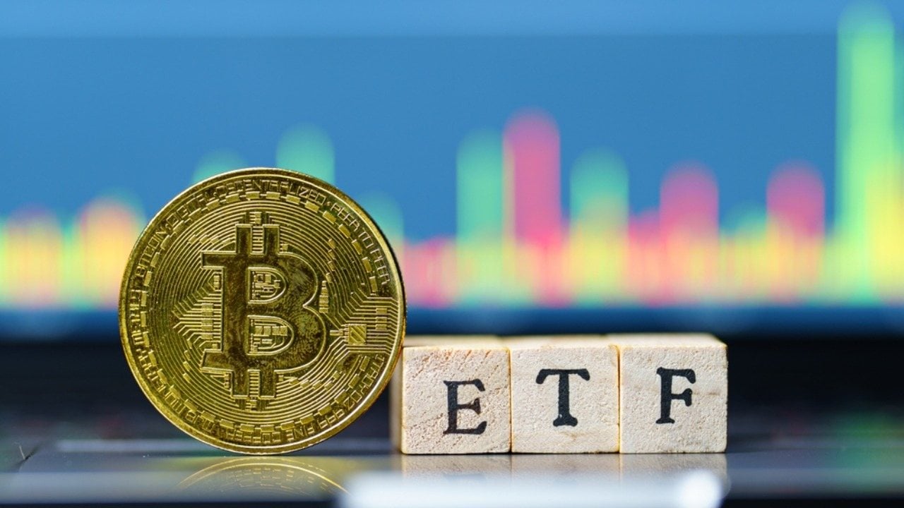 Bitcoin ETFs Submit First Detrimental Half With .4 Billion in Outflows, DWF Labs Says Bitcoin ETFs Submit First Detrimental Half With .4 Billion in Outflows, DWF Labs Says