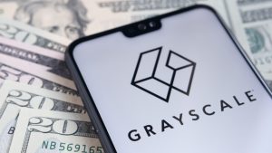 Grayscale: ETH, SOL Supply Growth Could Fall Below Gold by 2031 Grayscale: ETH, SOL Supply Growth Could Fall Below Gold by 2031