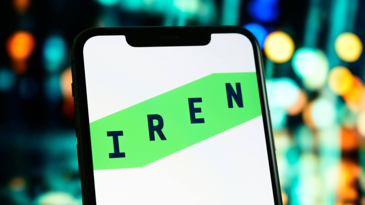 IREN Lands $2.8B in AI Contracts as Demand Pushes Target Above $4B