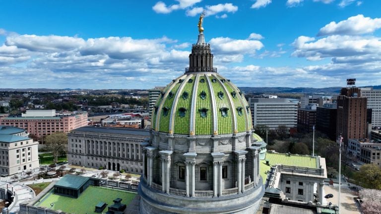 New Pa. Bill Threatens Sportsbooks in Prediction Markets