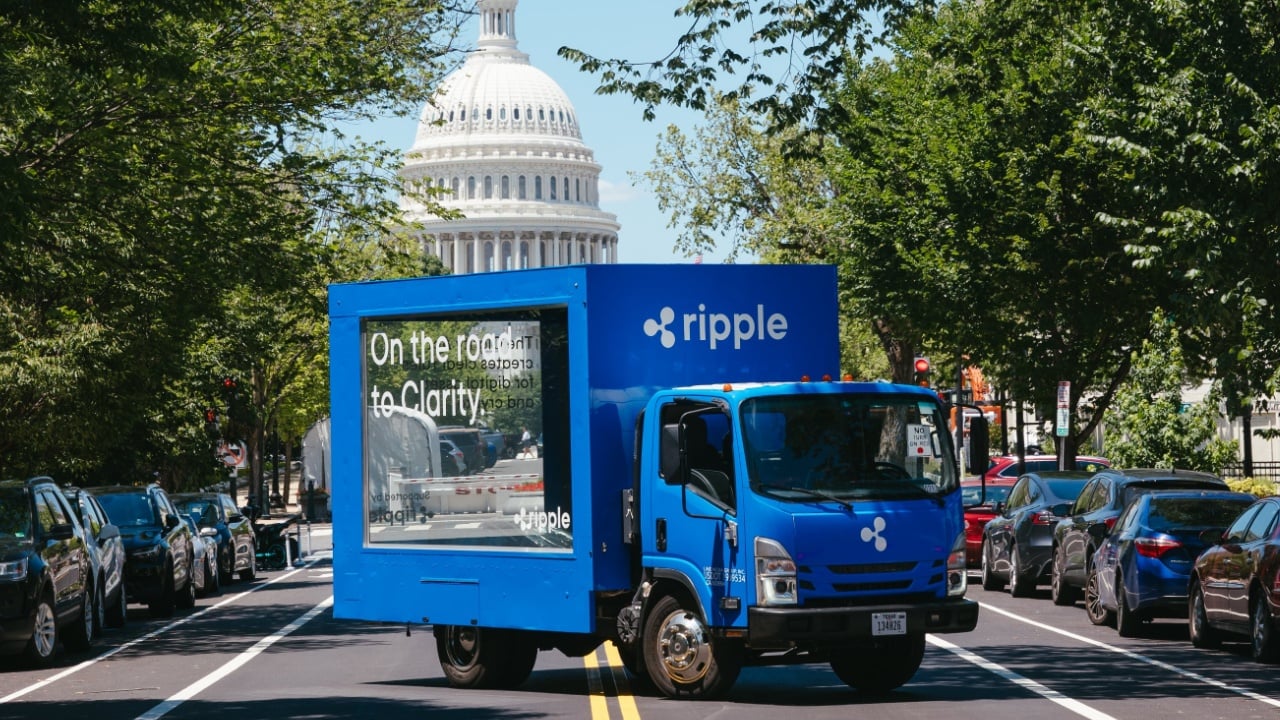 Ripple’s CLARITY Act Campaign Returns as Senate Democrats Challenge Crypto Bill Ripple’s CLARITY Act Campaign Returns as Senate Democrats Challenge Crypto Bill