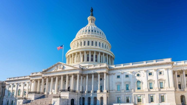 Tech Group Pushes US Senate for CLARITY Act Vote