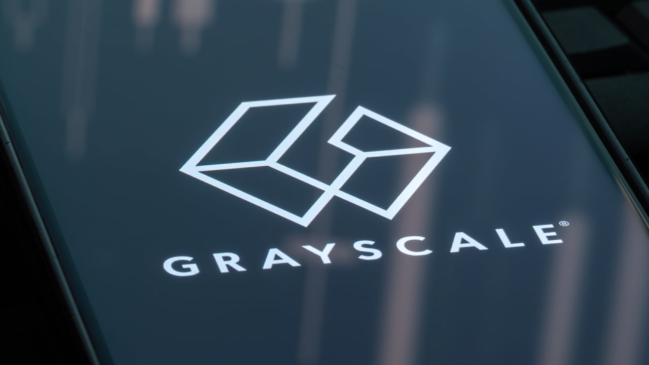 Grayscale Urges Senate CLARITY Act Vote Before August Recess