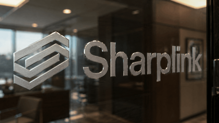 sharplink-earns-11m-from-ethereum-staking-despite-394m-q2-loss-768x432.png