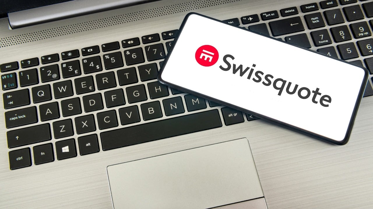 Swissquote Cuts Revenue Target as Crypto Income Plunges 66.2%
