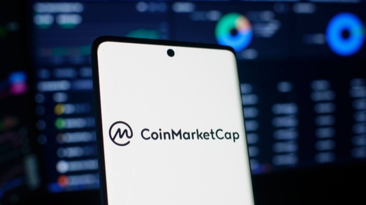 Binance-Owned Coinmarketcap Buys Coinglass as Data Debate Grows