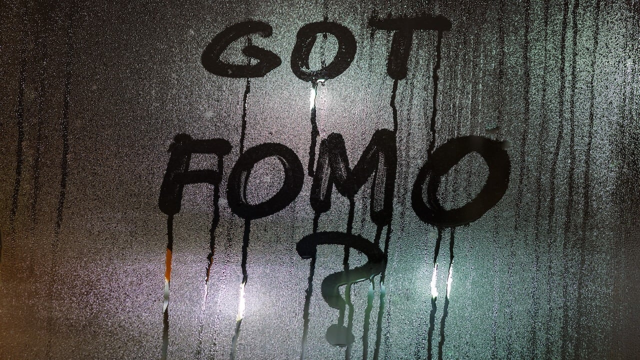 Fomo Takes Crypto by Storm, Grayscale Predicts Rotation From Stocks, and More – Weekly Recap