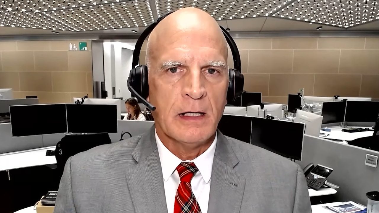 Bloomberg Analyst: Crypto Faces Difficult Outlook Amid Fed Rate Hikes and Market Valuations