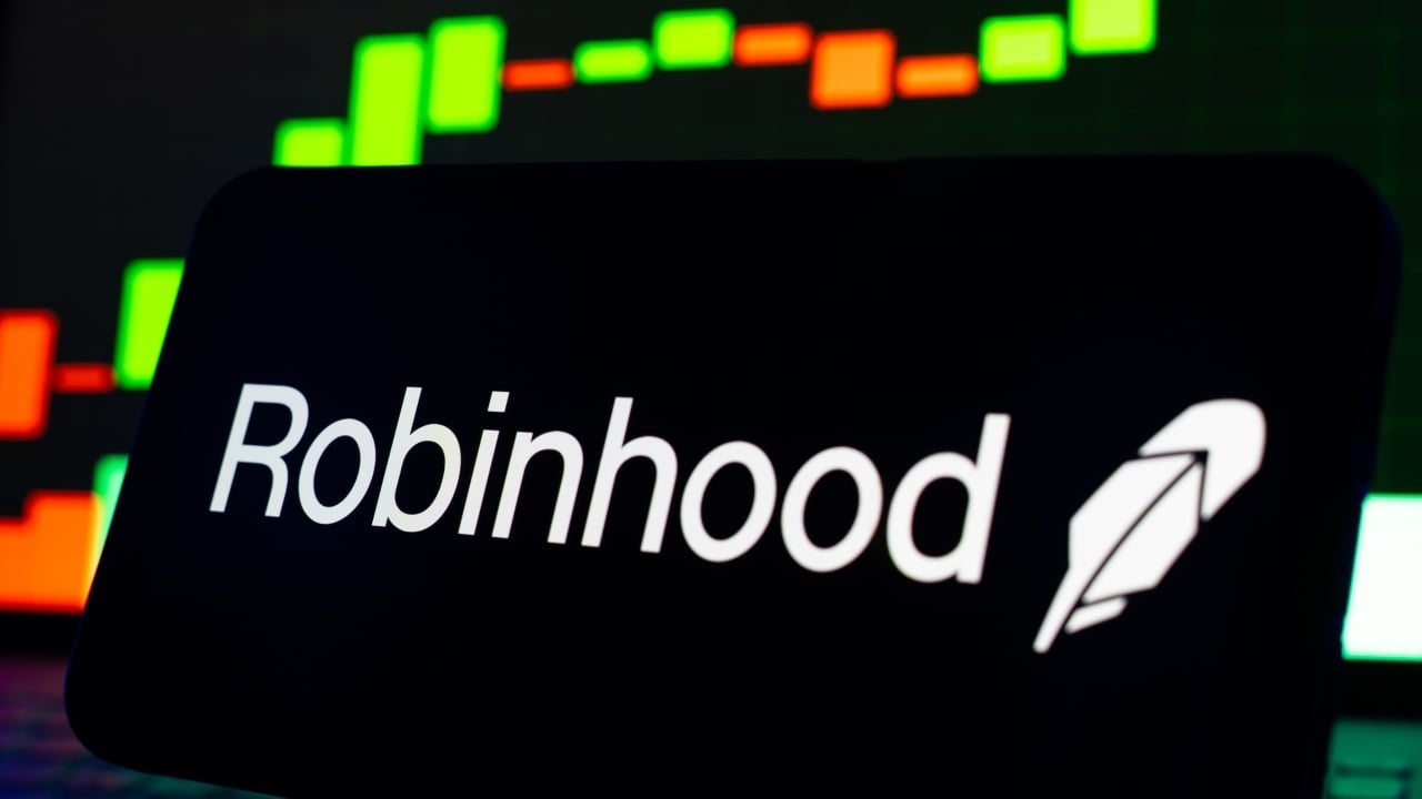 Robinhood Adds AI Trading Agents to Its Mobile App