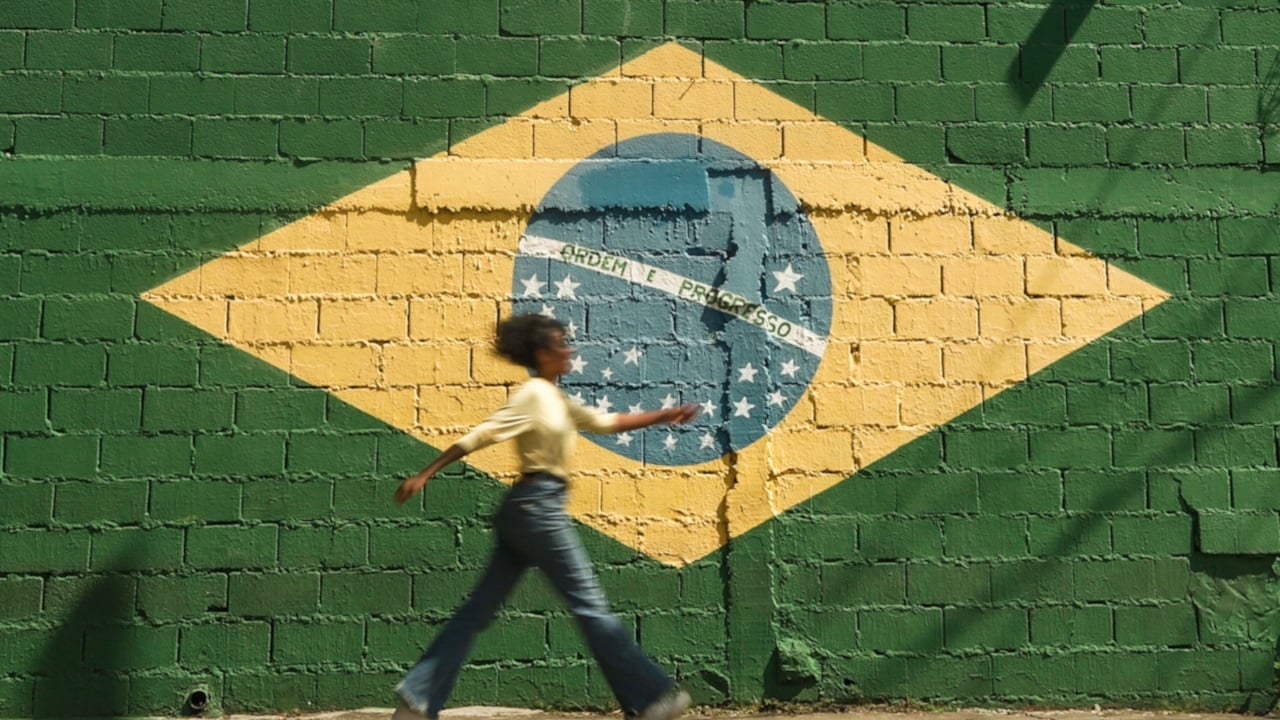 The Betting Probe Behind Flávio Bolsonaro’s Escape From Brazil